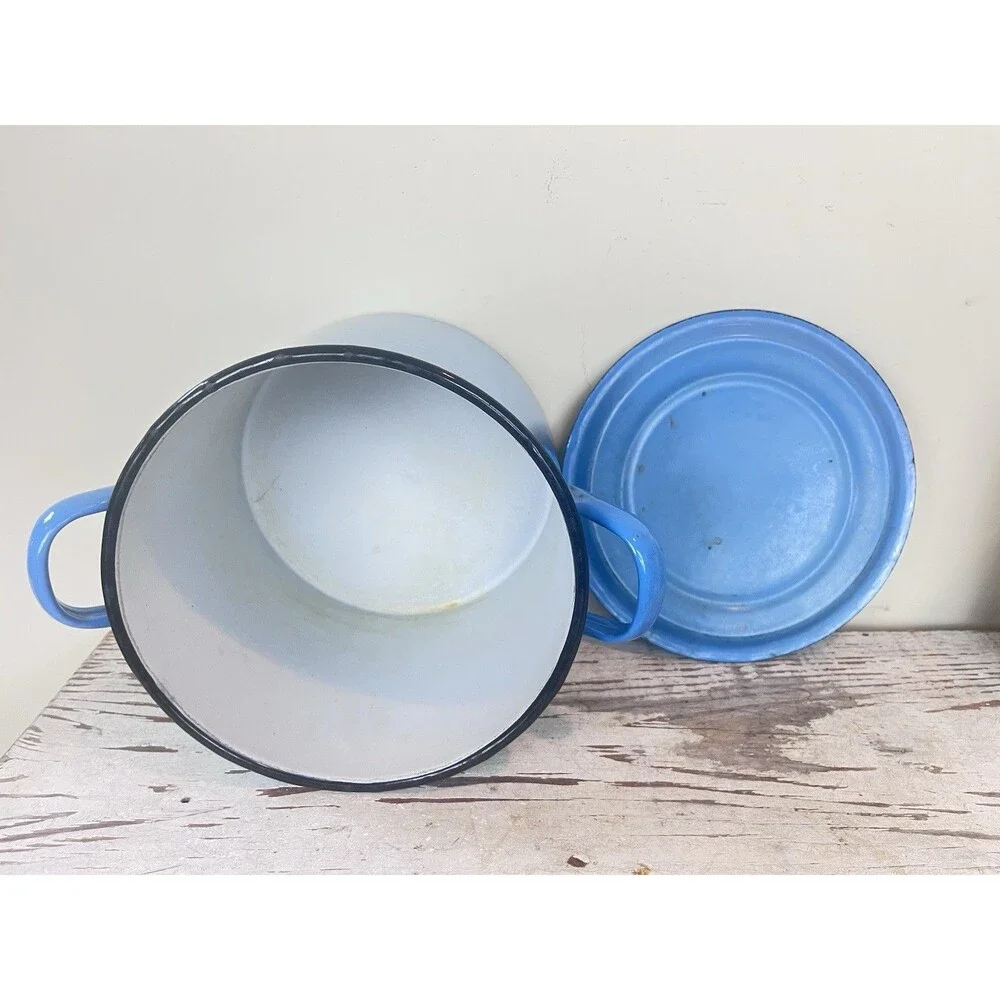 Vintage Robins Egg Blue Thala Ware Enamelware Heavy Stockpot W/Lid Country